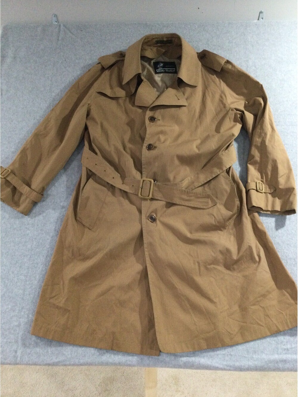 Men's VTG Misty Harbor Mariner III 40R Tan Trench Rain Coat USA made Belted